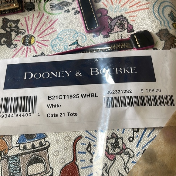 Amazing Dooney and Bourke Tote - Picture 3 of 9